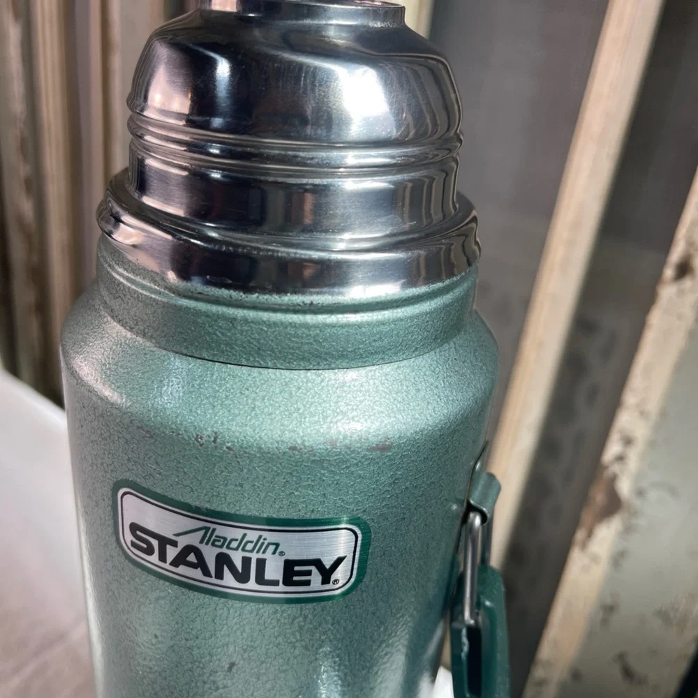 VTG Stanley Aladdin Green Thermos A-944DH  1 Quart  Made In USA Excellent Cond. - Picture 4 of 12